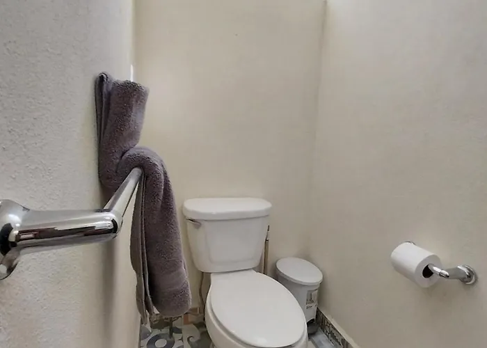 Sm Apartment *