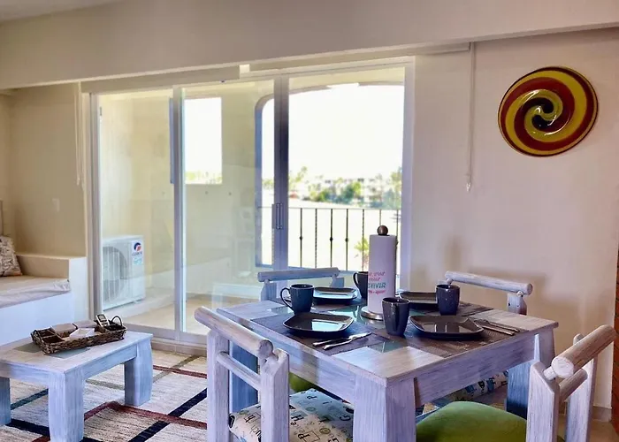 Sm Apartment *
